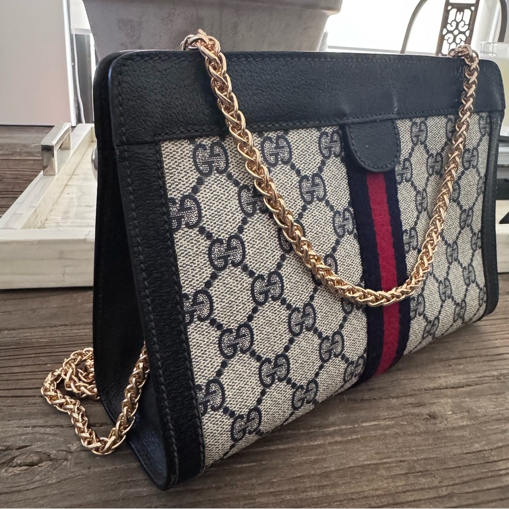 Gucci Bags for sale - Picture 12 of 17